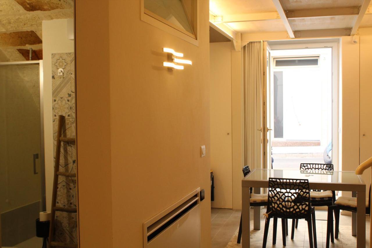 Erma-Mare Apartment Полиняно а Маре Екстериор снимка